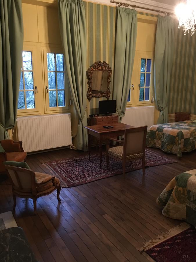 Hotel Le Manoir de La Gravière à Mouzon  Extérieur photo