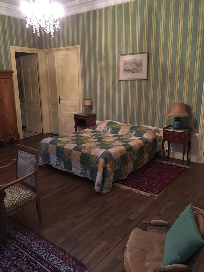 Hotel Le Manoir de La Gravière à Mouzon  Extérieur photo